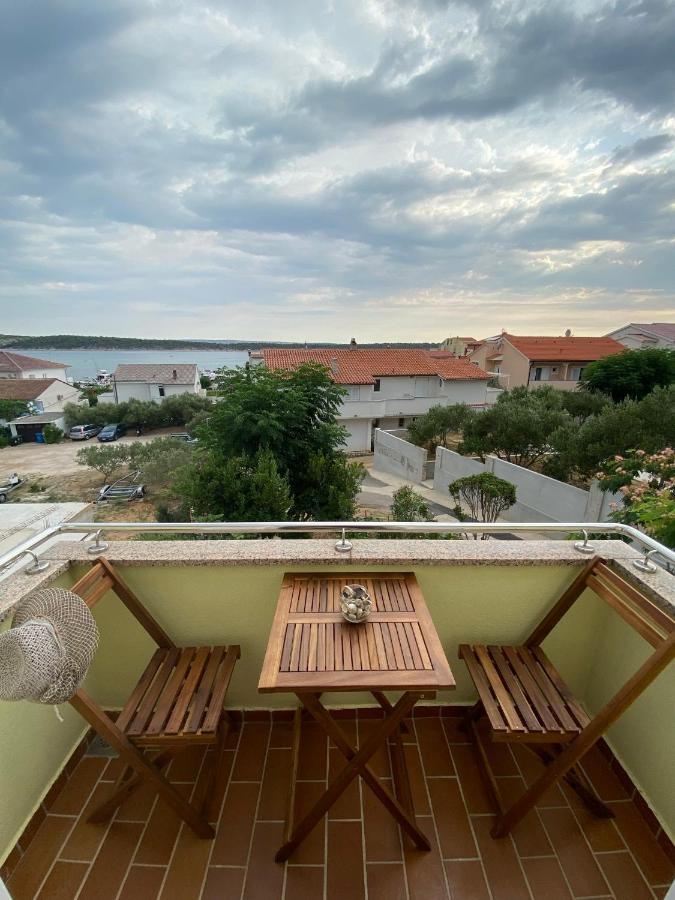 Apartmani Begic 1 I 2 Barbat na Rabu Экстерьер фото